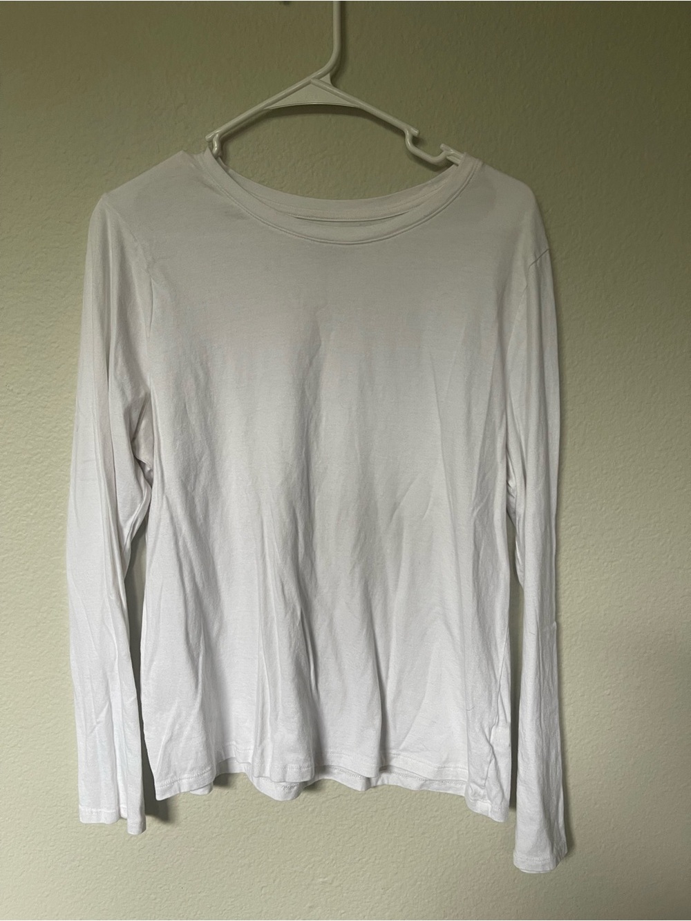 Time & Tru long sleeve white top